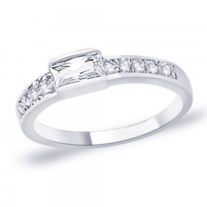 White CZ 925 Sterling Silver Finger Ring For Women JOCFR1291R6